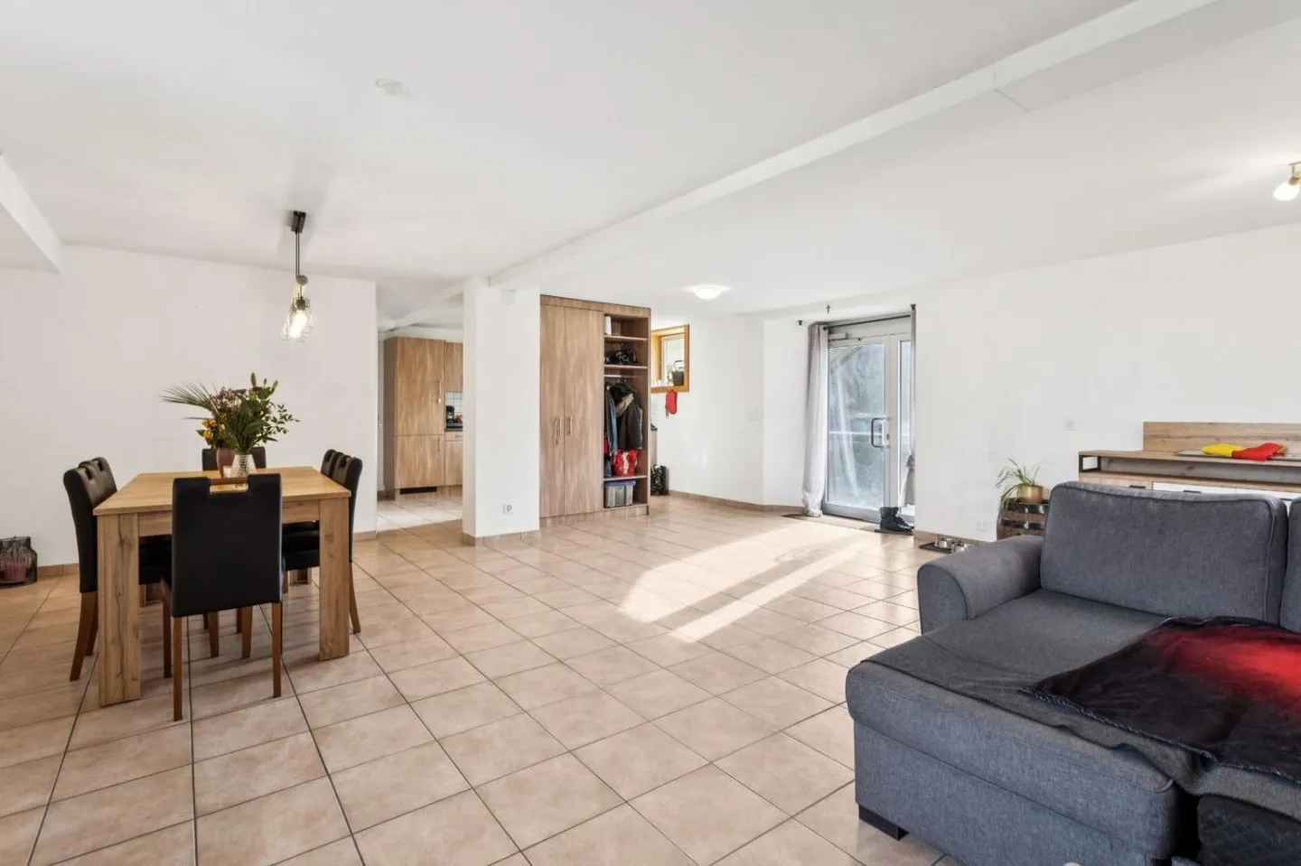 Casa bifamiliare nel centro del villaggio - Foto 3 di 13