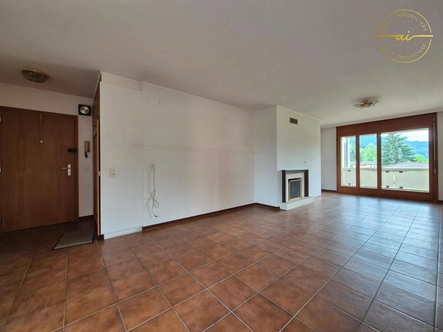 3.5-ZIMMER-WOHNUNG WENIGE SCHRITTE VOM SEE IN CASLANO - Foto 2 von 13