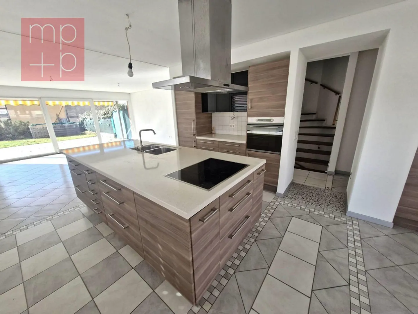 Casa Familiare Incantevole a Ligornetto - Foto 5 di 8