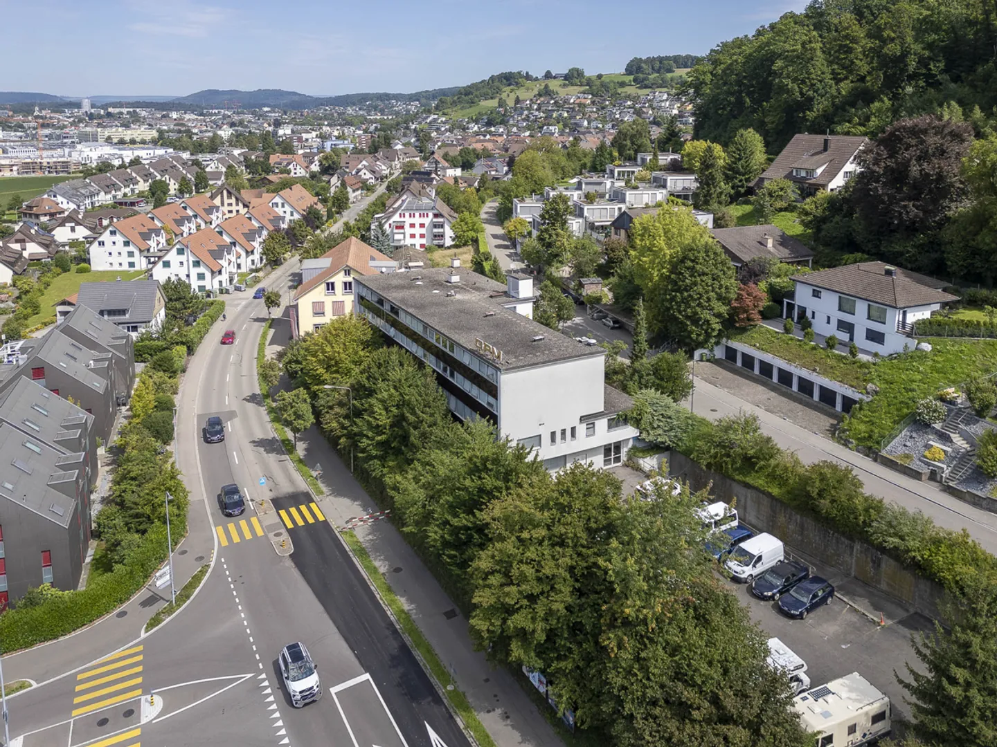 Residential/Commercial Building in Bachenbülach - Photo 8 of 8