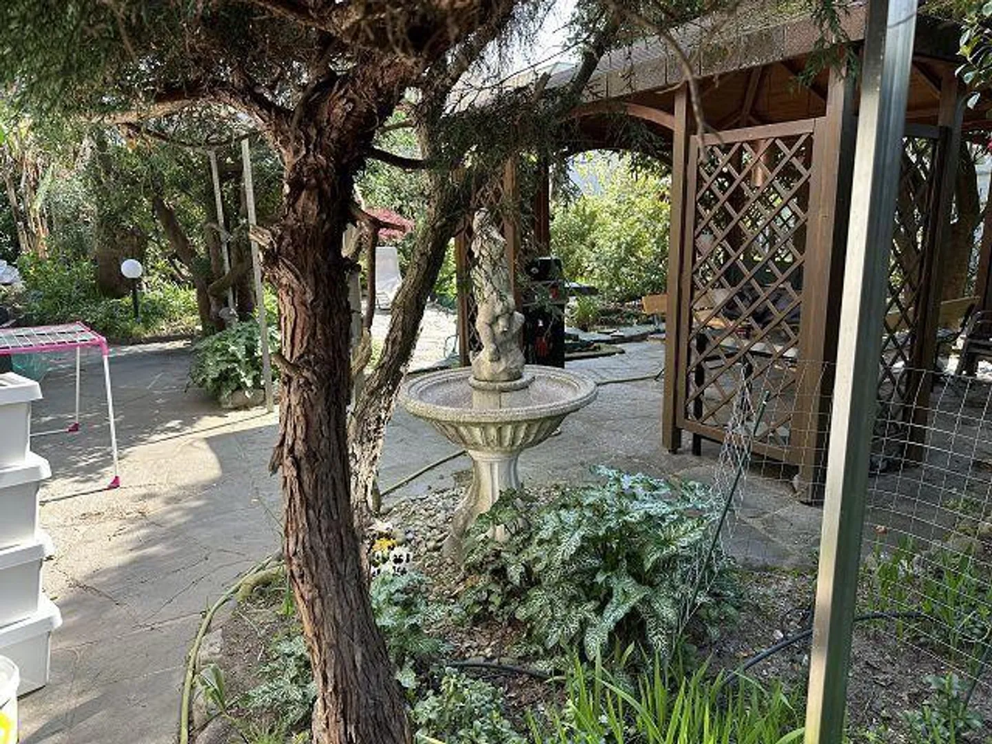 Villa de 5 1/2 pièces avec beau jardin dans un emplacement très calme et ensoleillé - Photo 29 sur 34