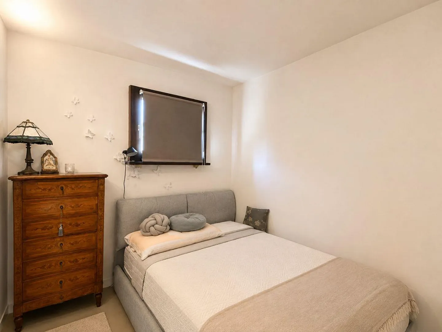 Charming 2.5 Room Apartment with Balcony in Montagnola - Photo 2 of 10