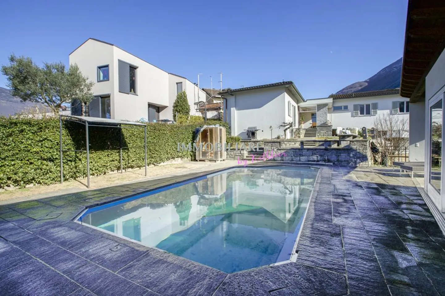 Villa spacieuse avec piscine privée - Photo 3 sur 15