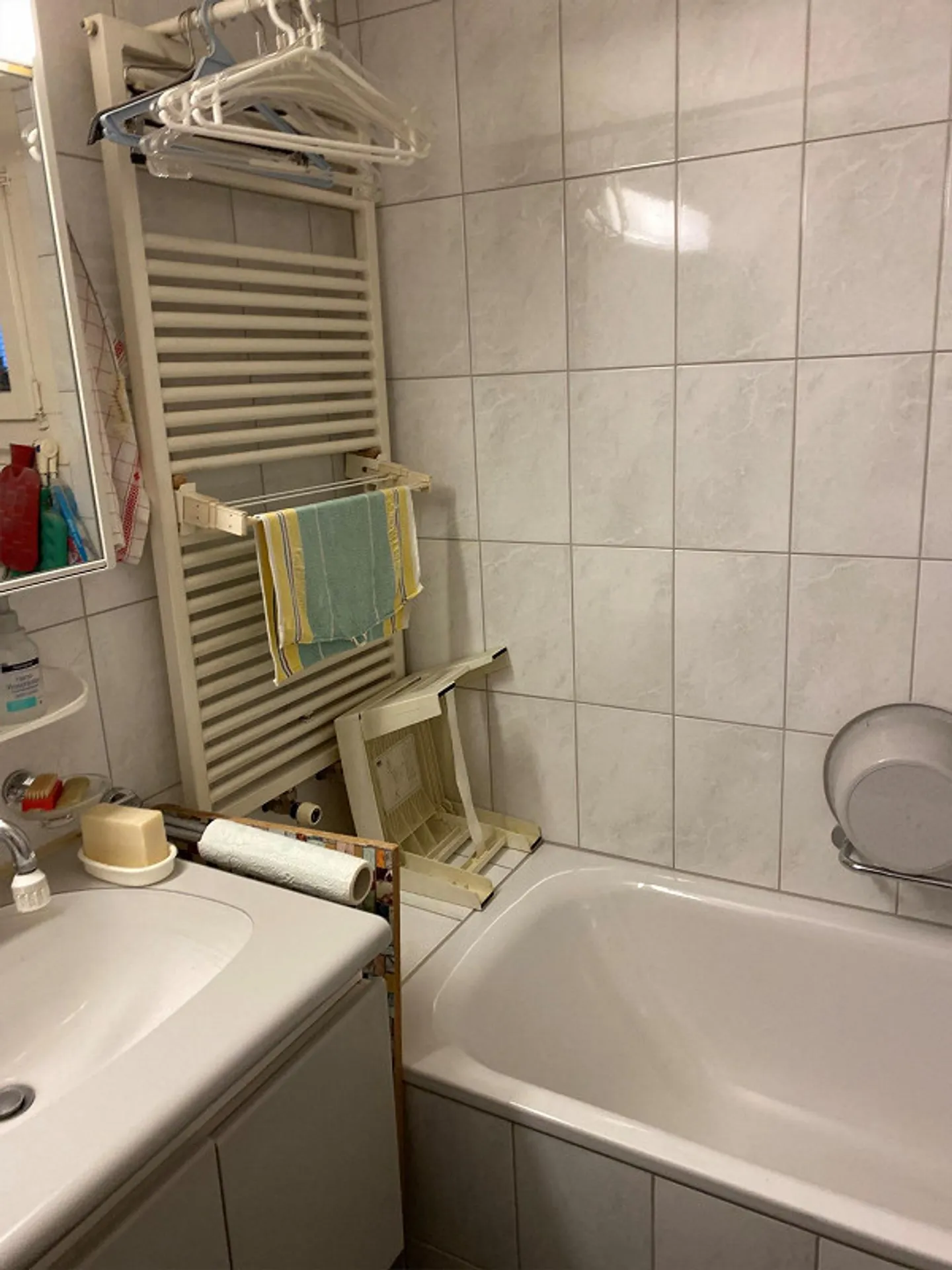 Appartement sous les combles meublé de 3 pièces spécial - Photo 4 sur 11