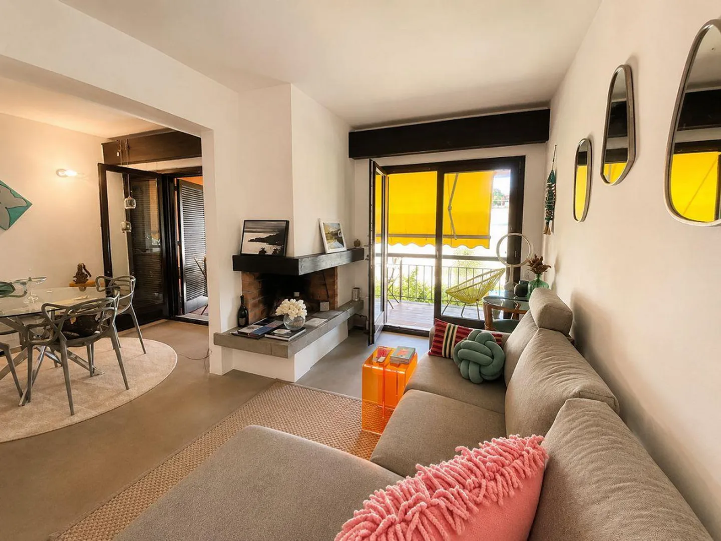 Charming 2.5 Room Apartment with Balcony in Montagnola - Photo 7 of 10