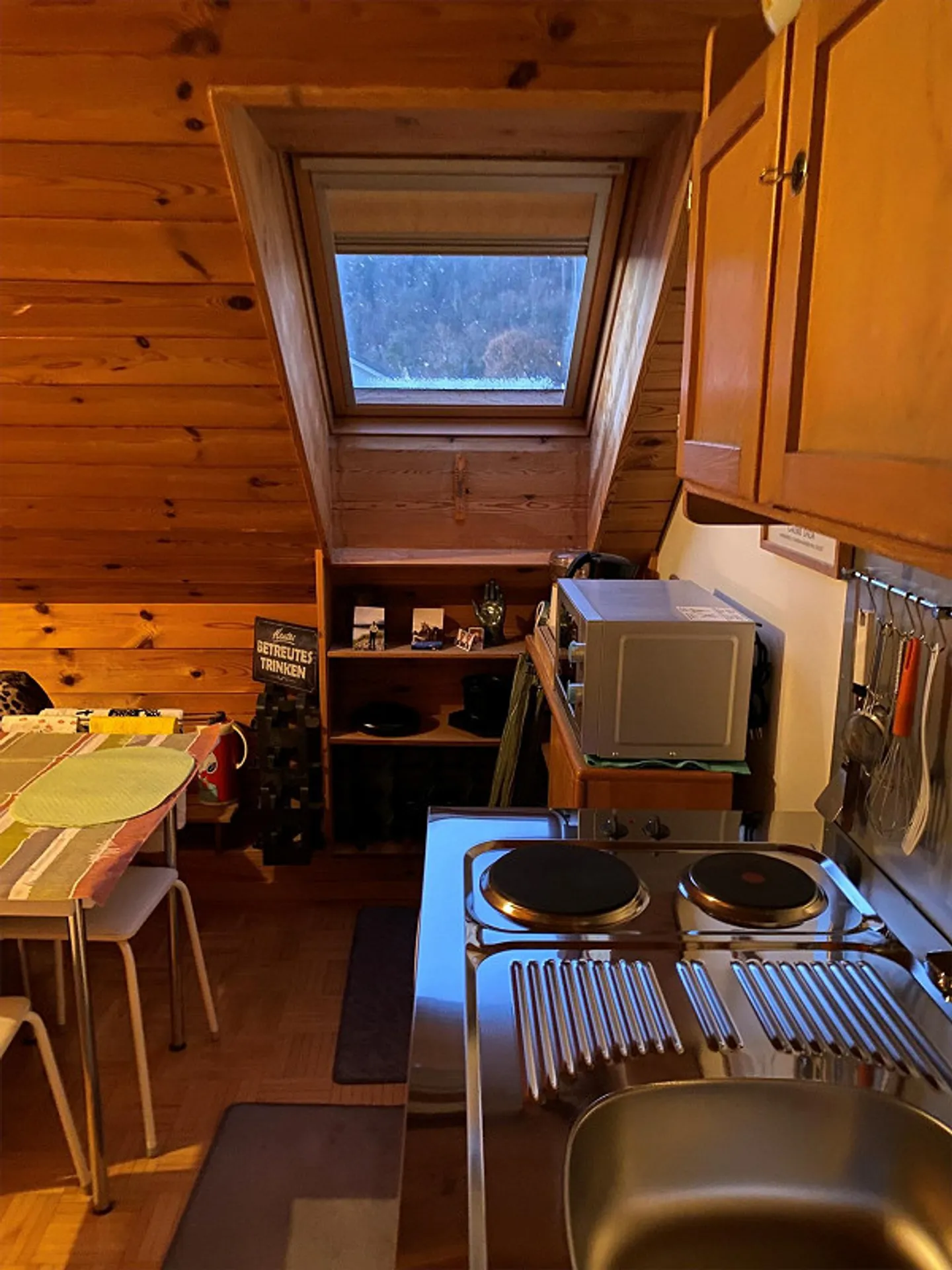Appartement sous les combles meublé de 3 pièces spécial - Photo 8 sur 11
