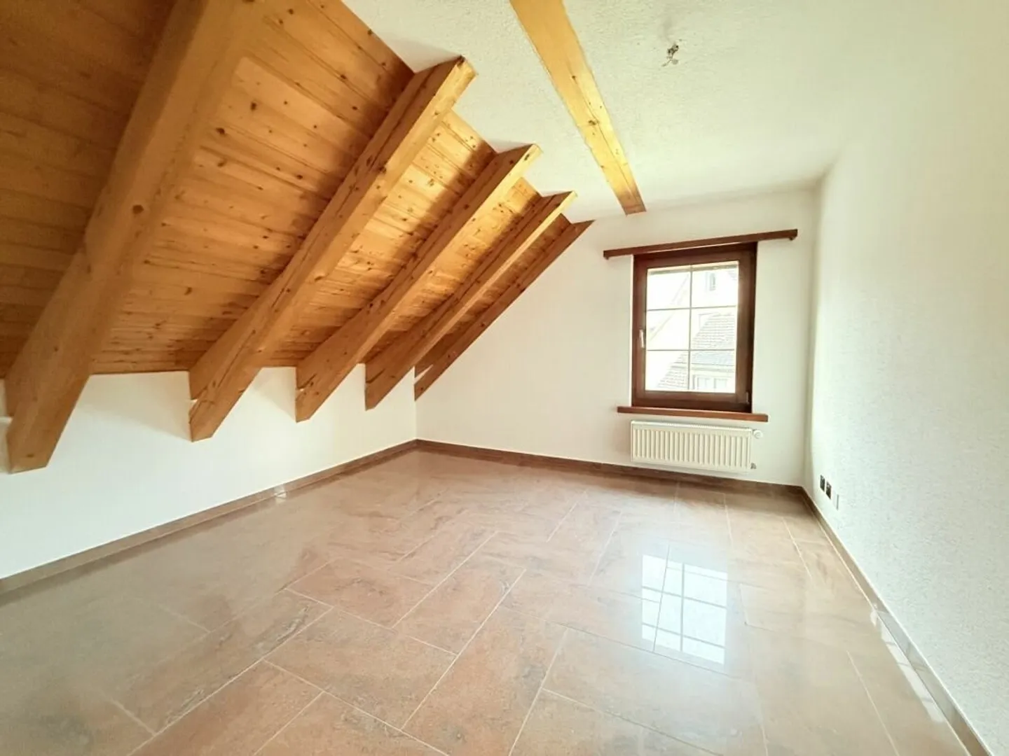 A CHARMING HOME - Photo 2 of 10