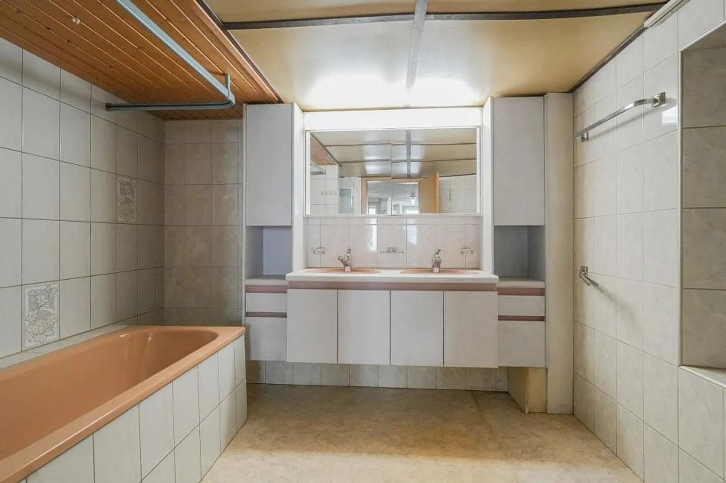 Property with plenty of space, outdoor area, and development potential - Photo 4 of 13