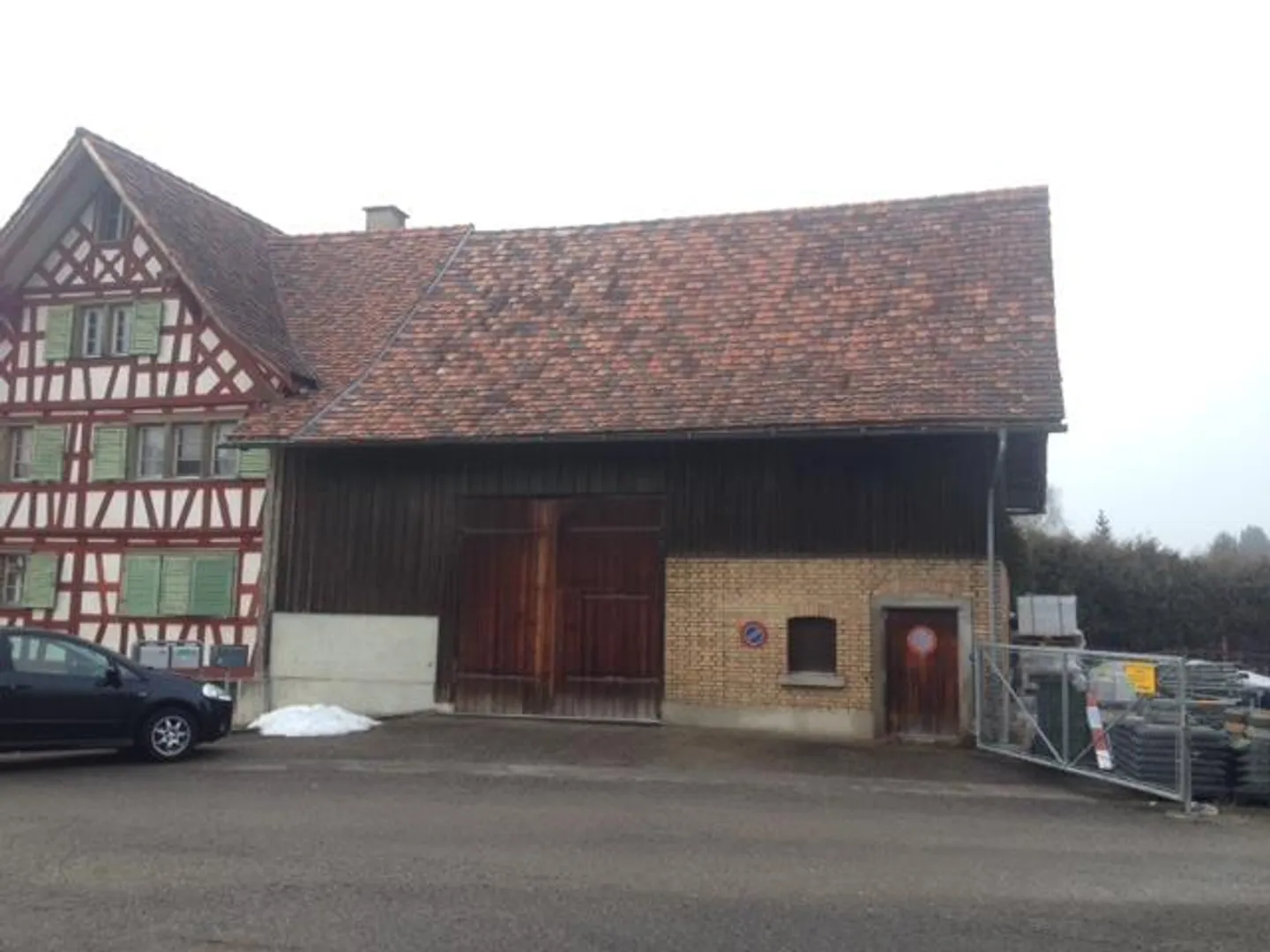 Barn for storage and commercial space - Photo 4 of 10