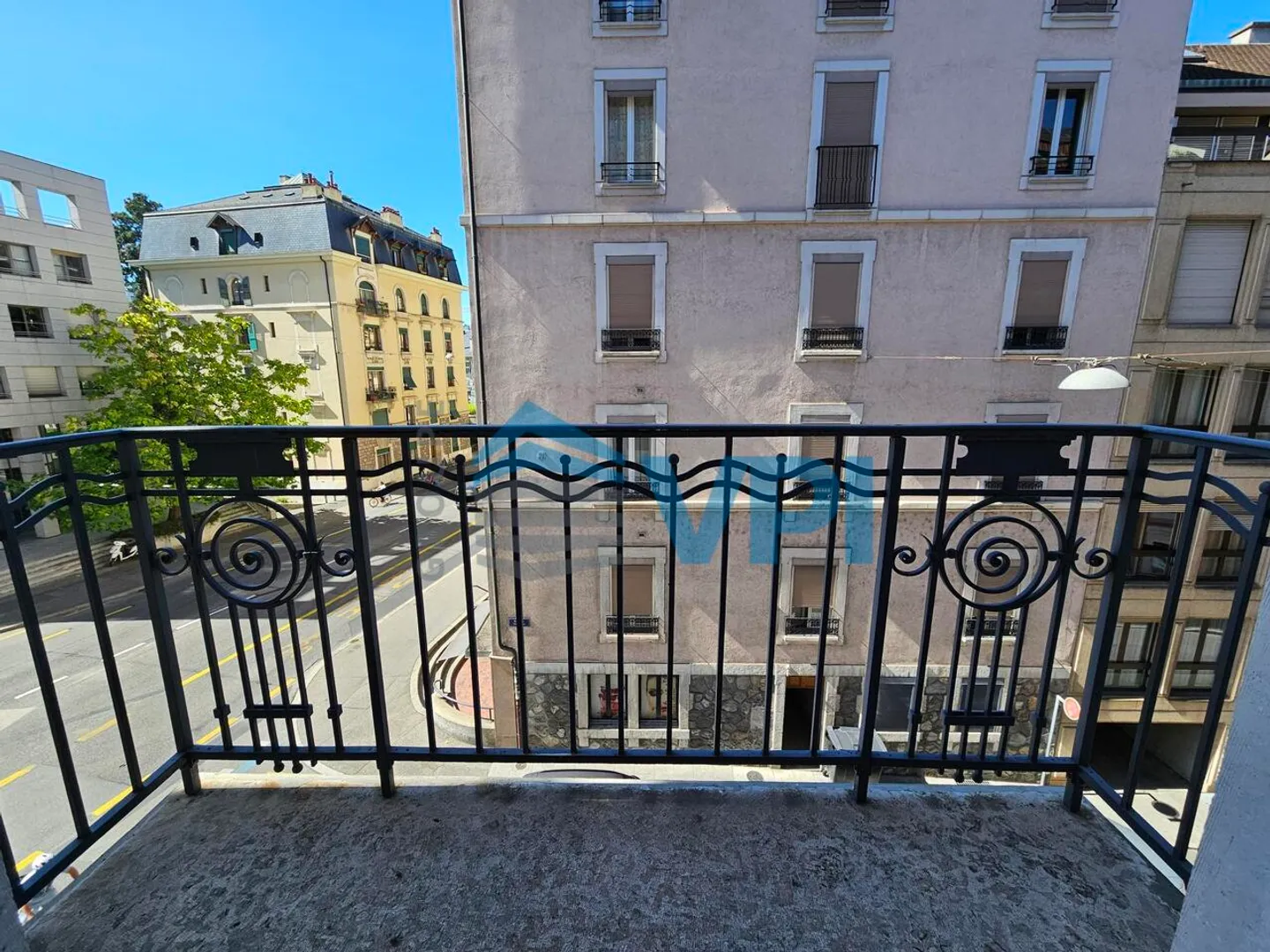 Eaux-Vives - Charming 3-room apartment - Photo 9 of 15