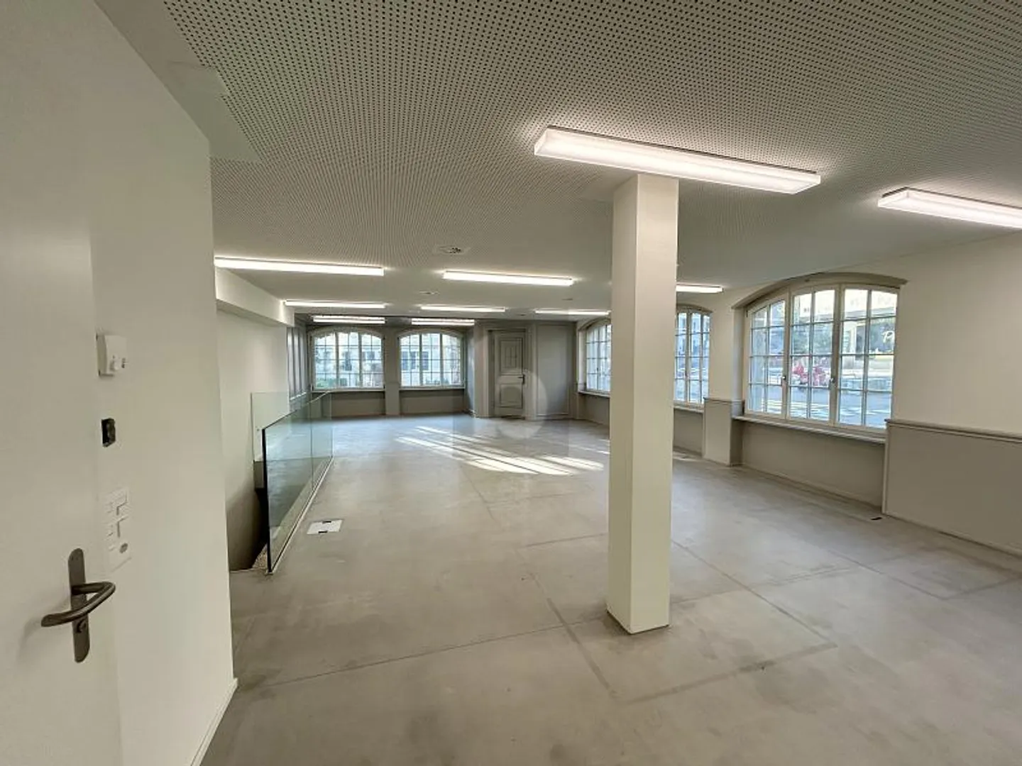 USO VERSATILE, IN UNA POSIZIONE DI PRIMA CLASSE - Foto 1 di 6