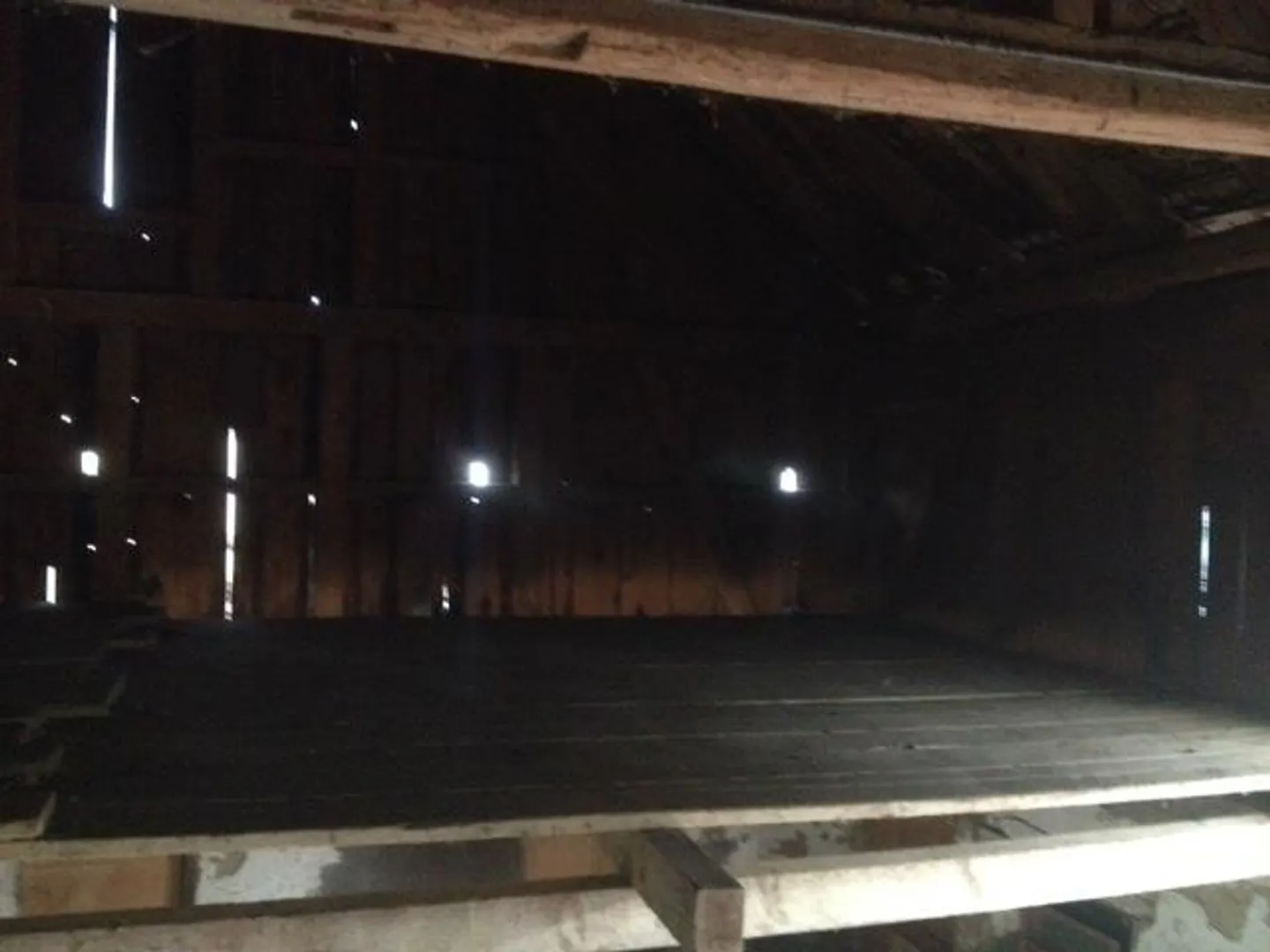 Barn for storage and commercial space - Photo 10 of 10