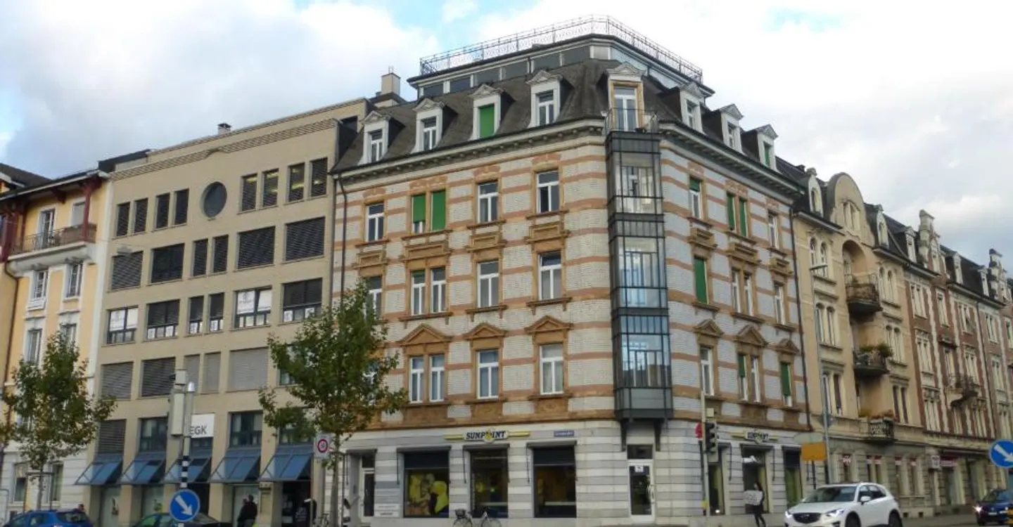 Spacious apartment directly at Dornacherplatz is looking for you. - Photo 1 of 8