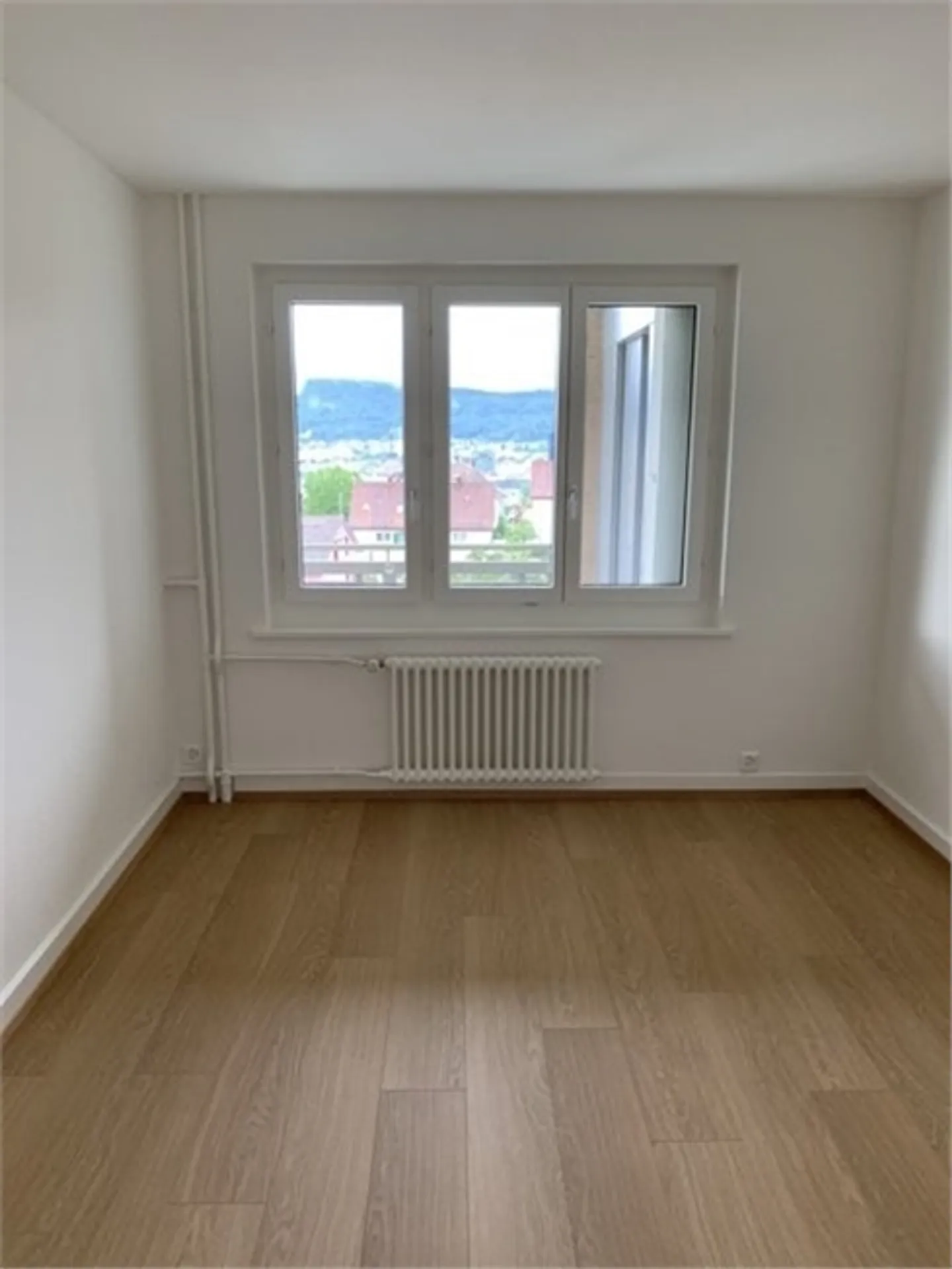 Apartment for rent - Photo 10 of 12