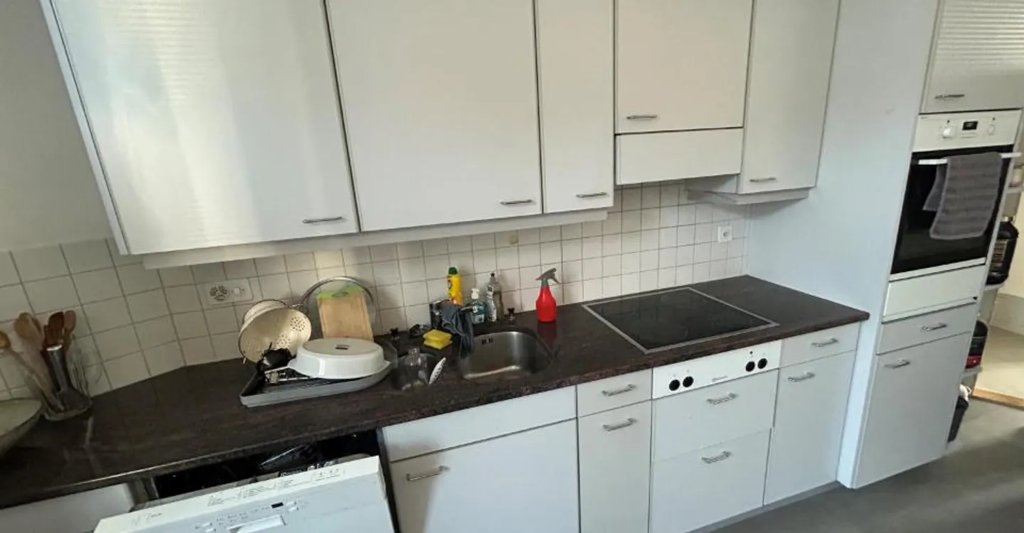 Spacious apartment directly at Dornacherplatz is looking for you. - Photo 3 of 8