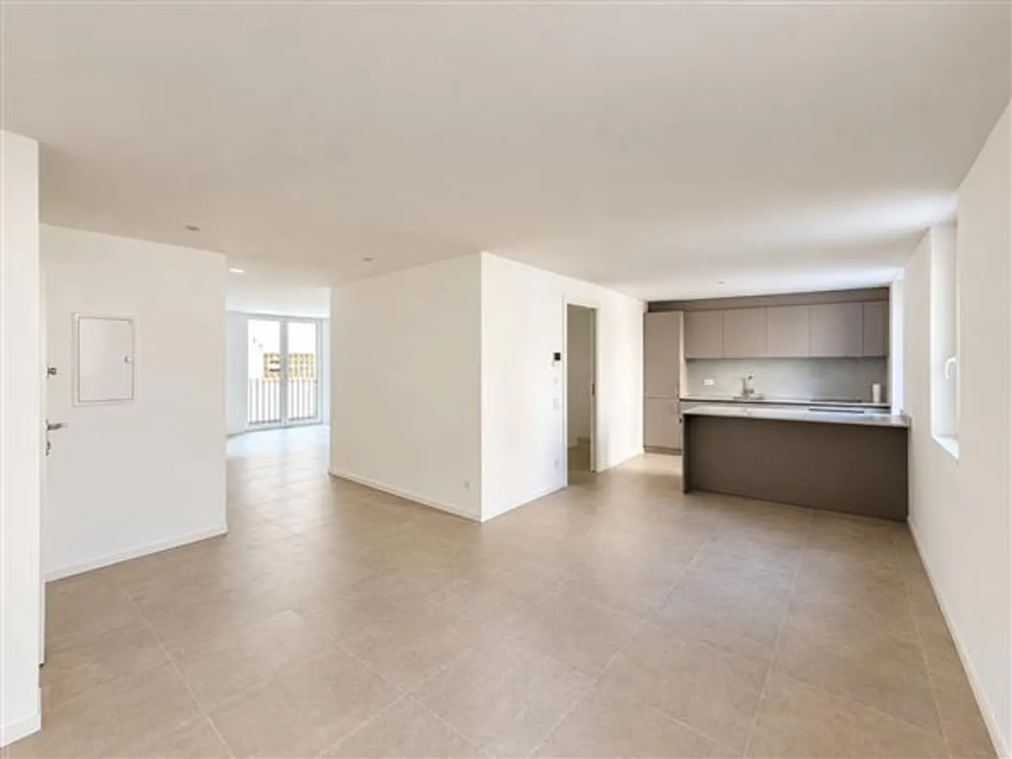 Cadro: 4.5-Zimmer-Wohnung - Foto 1 von 13