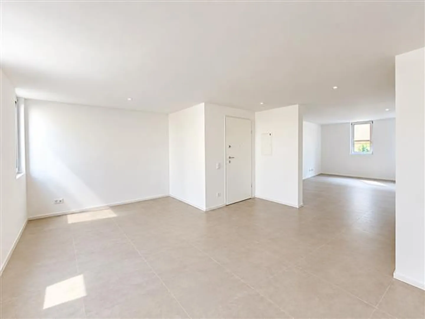 Cadro: 4.5-Zimmer-Wohnung - Foto 2 von 13