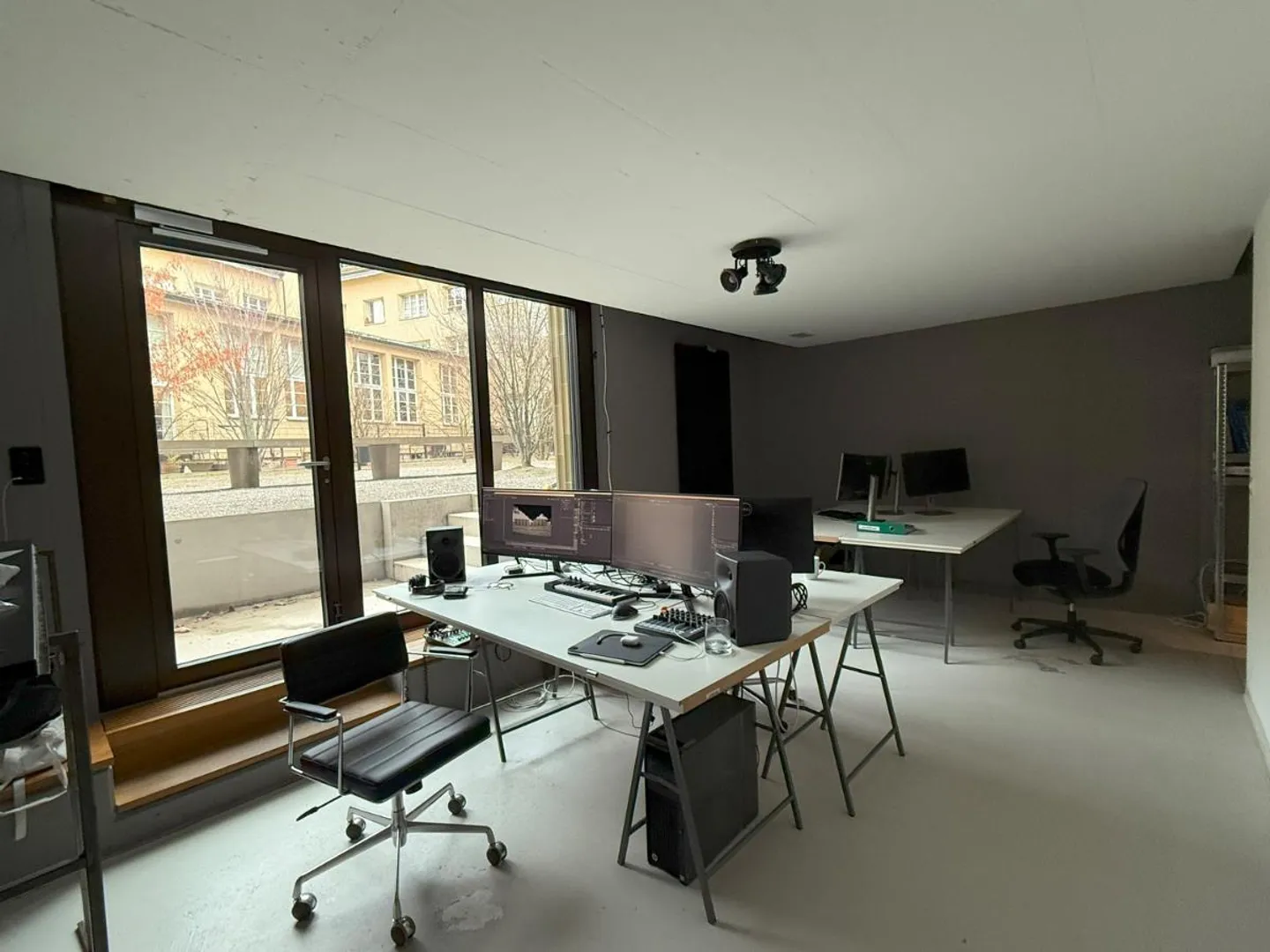 «Büro» - Foto 2 von 5