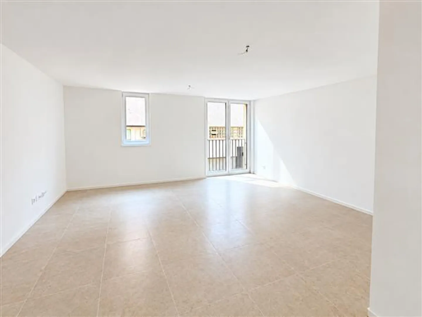 Cadro: 4.5-Zimmer-Wohnung - Foto 3 von 13
