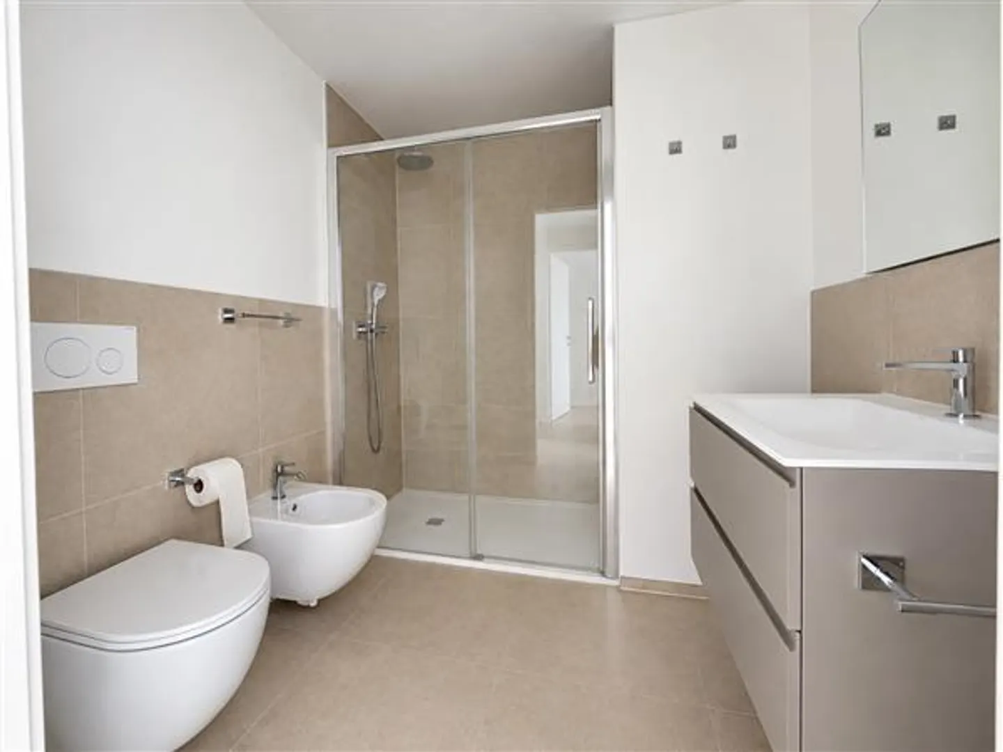 Cadro: 4.5-Zimmer-Wohnung - Foto 12 von 13