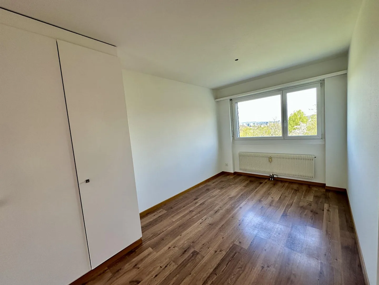 Bright apartment with balcony and shared garden - Photo 10 of 15