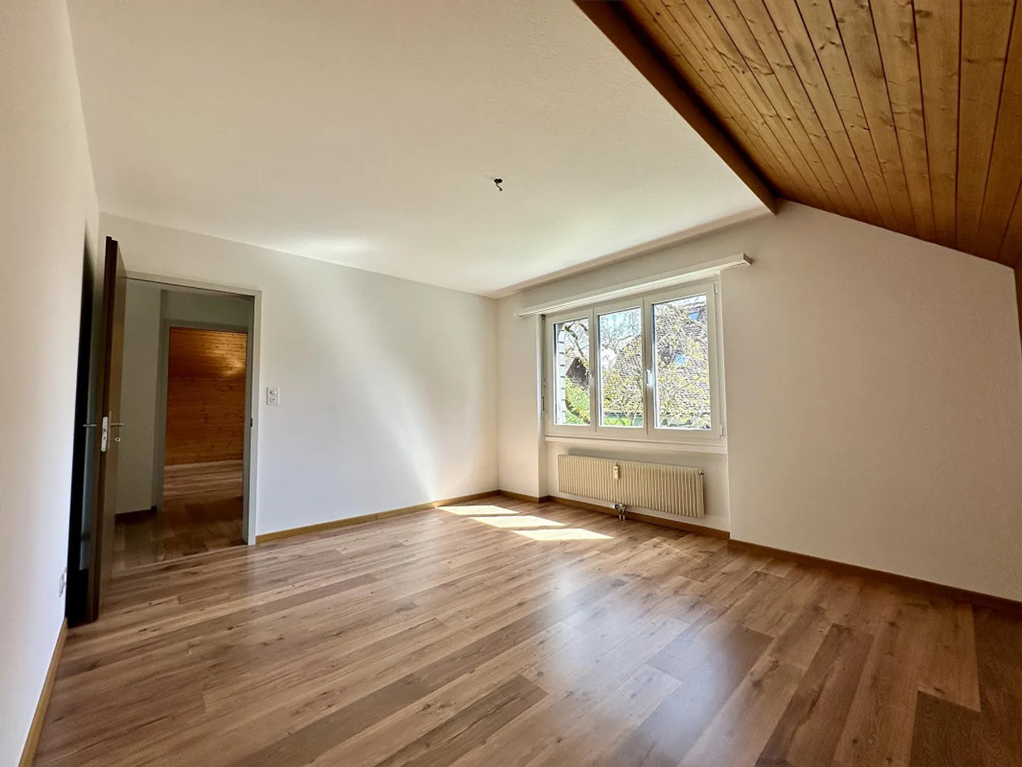 Bright apartment with balcony and shared garden - Photo 13 of 15