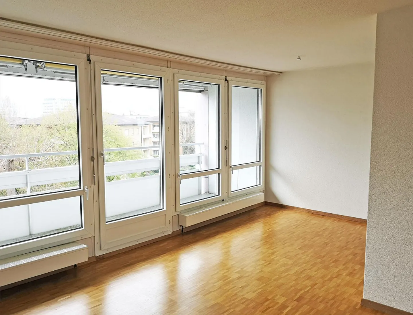 Appartement 4.5 pièces ensoleillé - Photo 8 sur 13