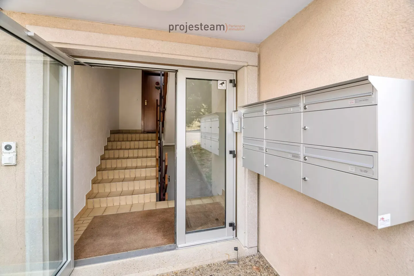 Appartement rénové avec balcons - Photo 23 sur 23