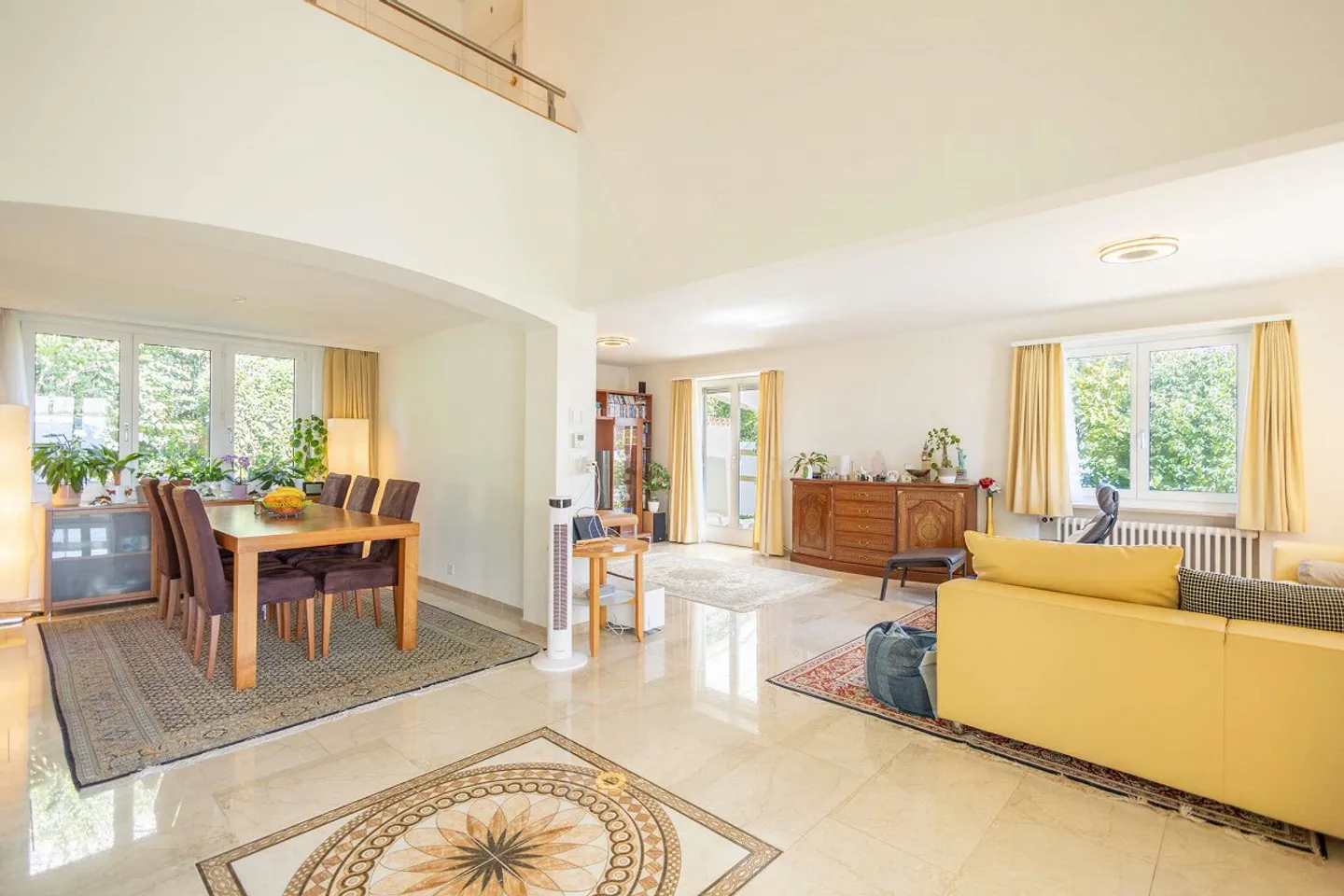 Exklusive freistehende Familiehaus - Foto 5 von 15