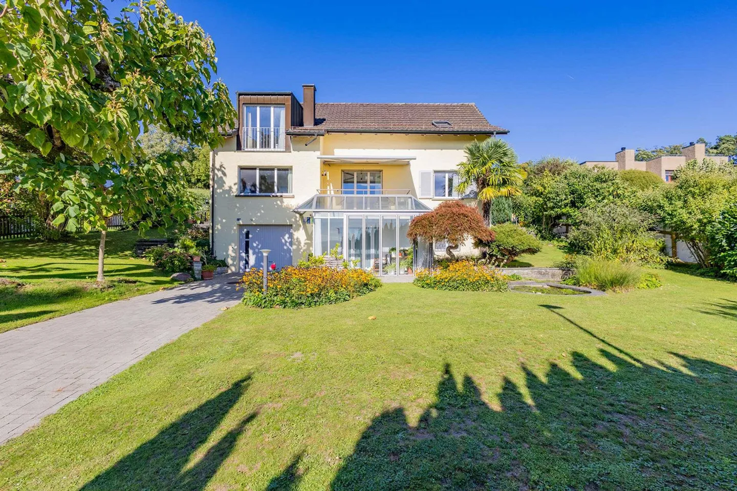 Exklusive freistehende Familiehaus - Foto 14 von 15