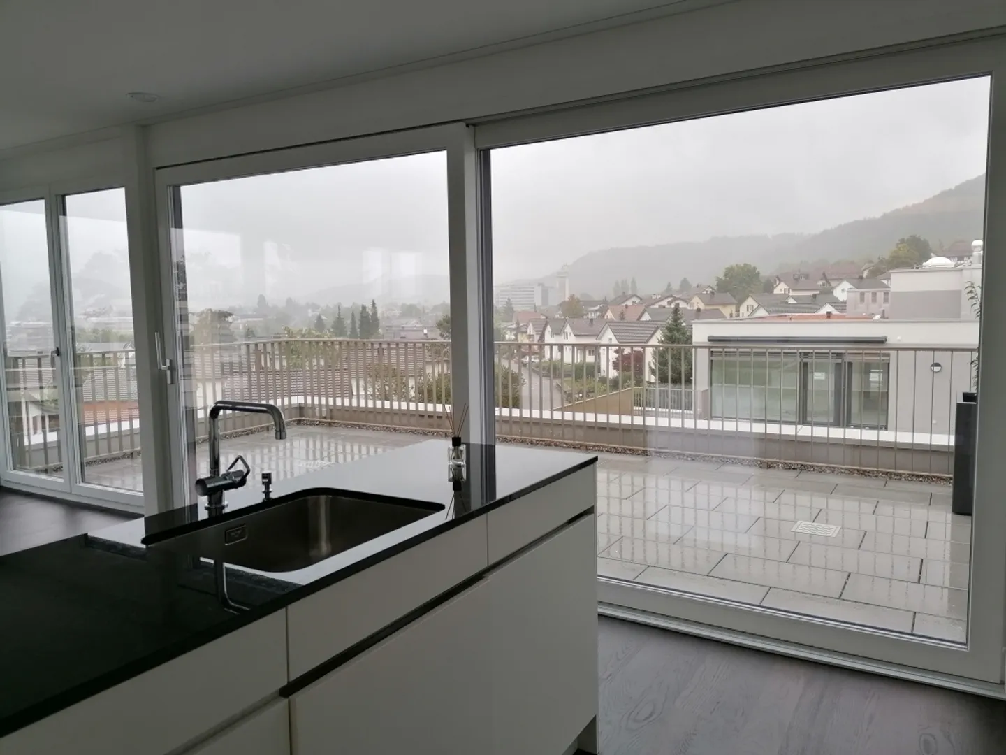 Moderne Attikawohnung in Zurzach - Foto 2 von 6