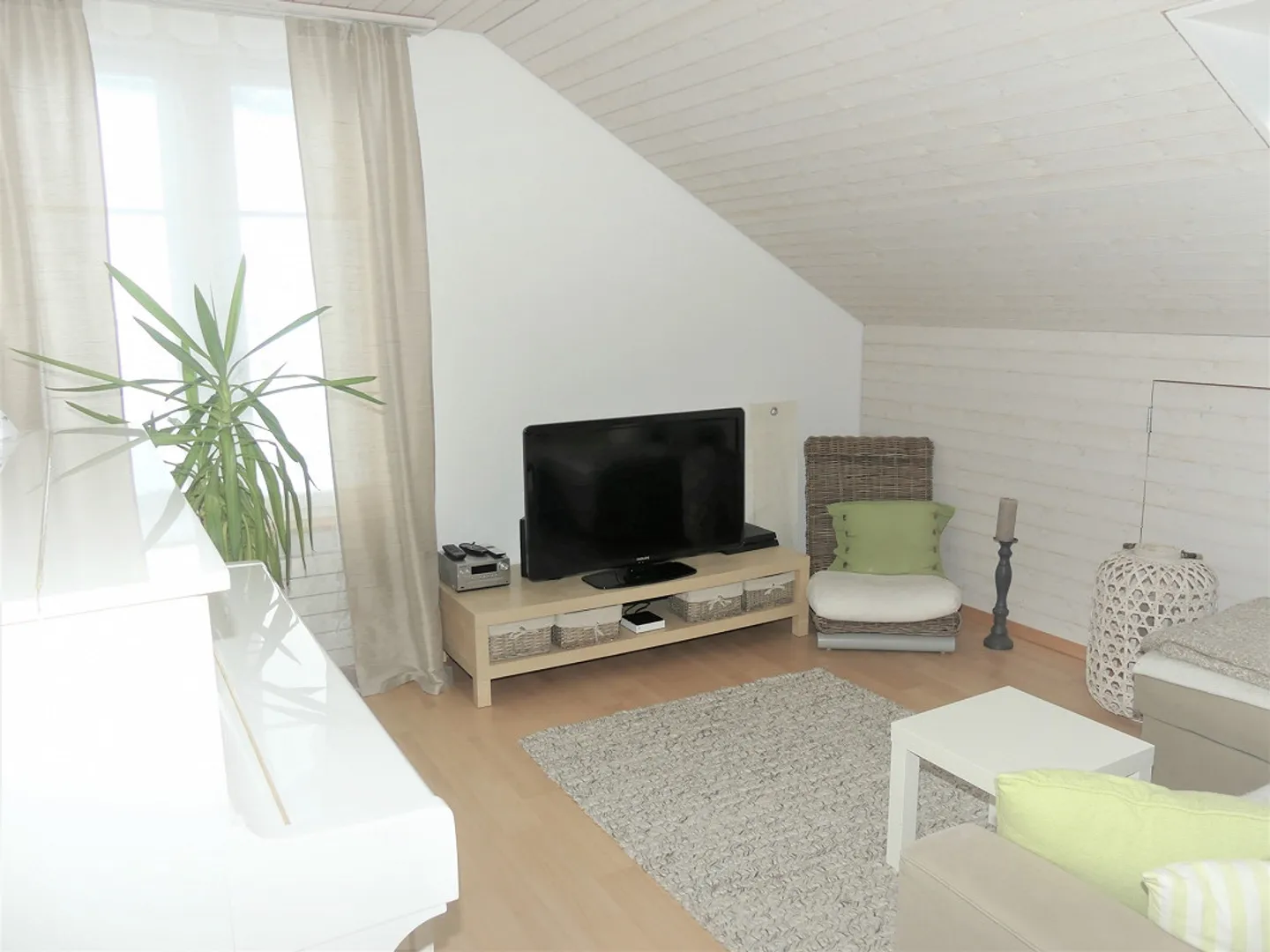 heimelige 2 Zimmer-Dachwohnung nähe Drei Weieren - Foto 5 von 10