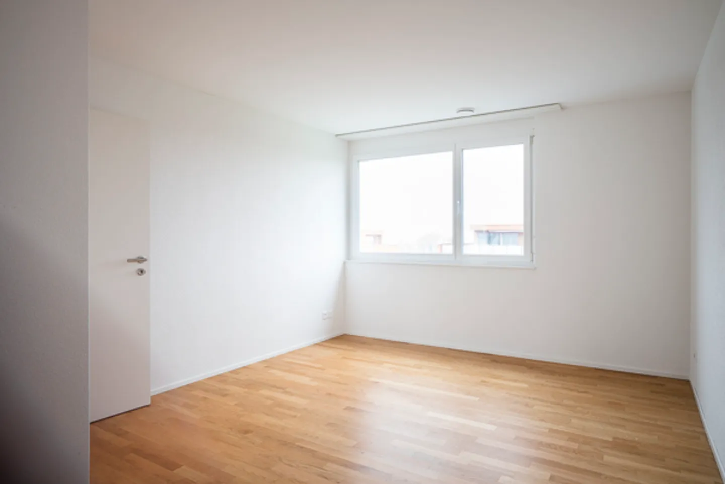 Moderne Attikawohnung mit Seesicht - Foto 6 von 13