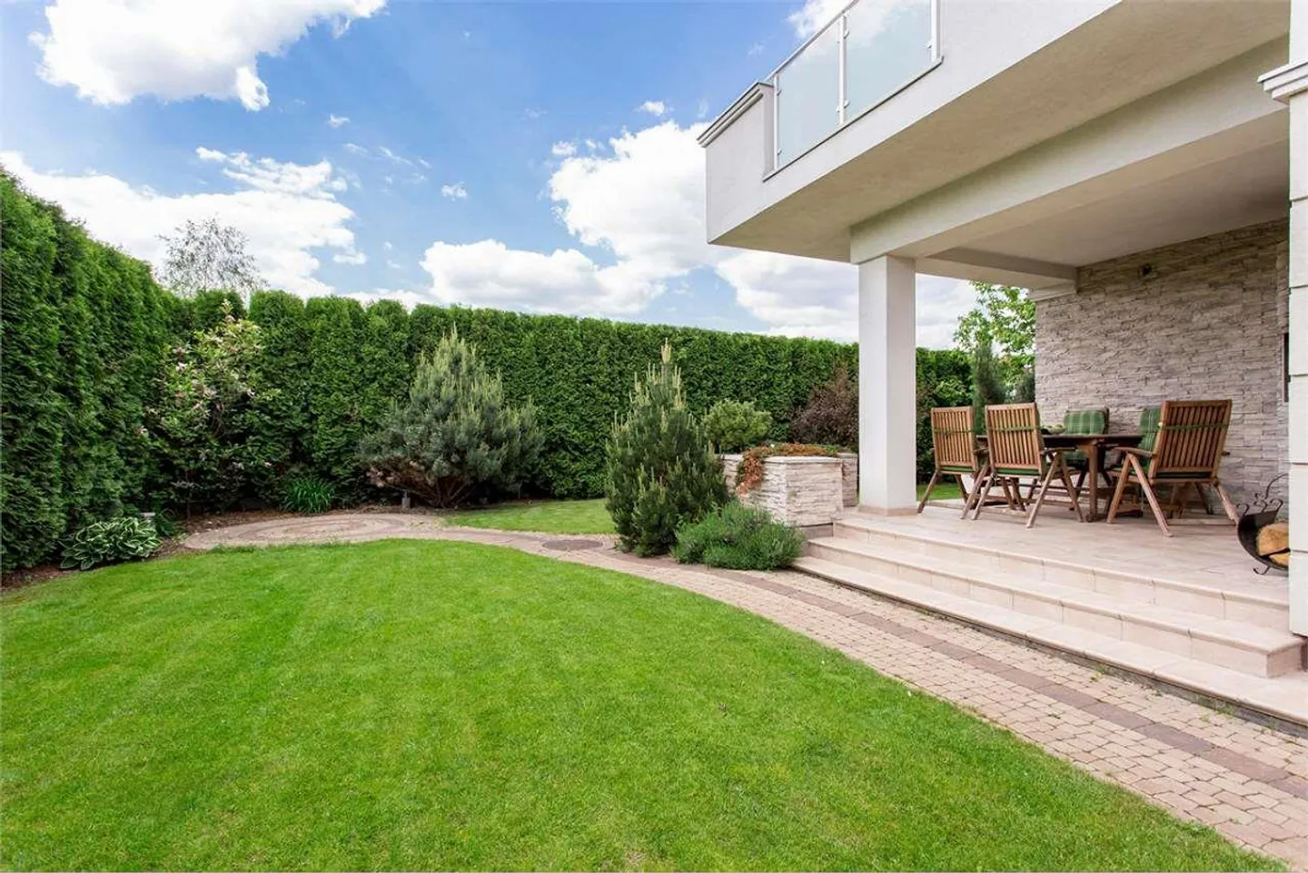 Locarno - 2.5 avec Jardin de 121 m² - Photo 1 sur 5