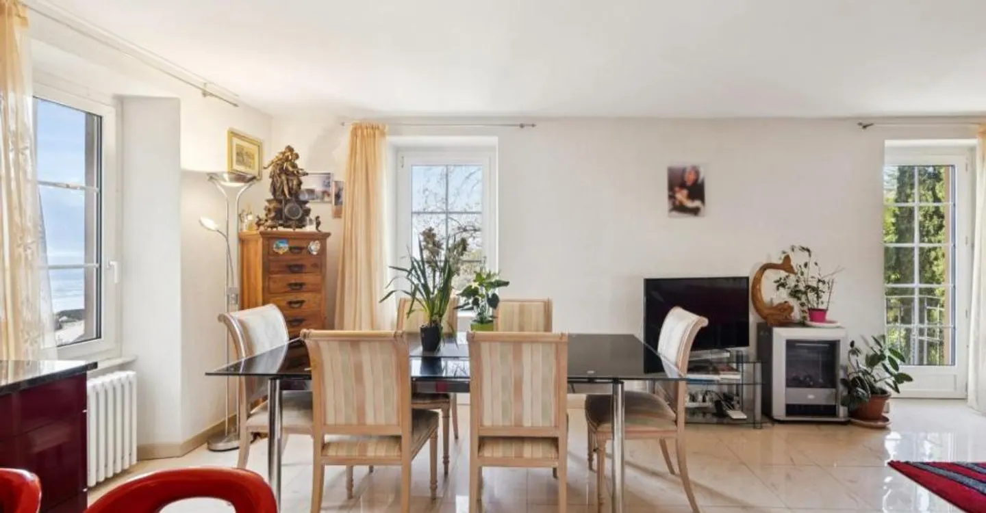 Au coeur de Veytaux - Immeuble idéalement situé - Foto 5 di 10