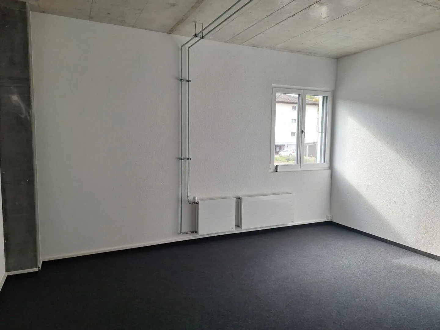 Espace de bureau/commercial/hobby attrayant n° 09 - Photo 3 sur 5