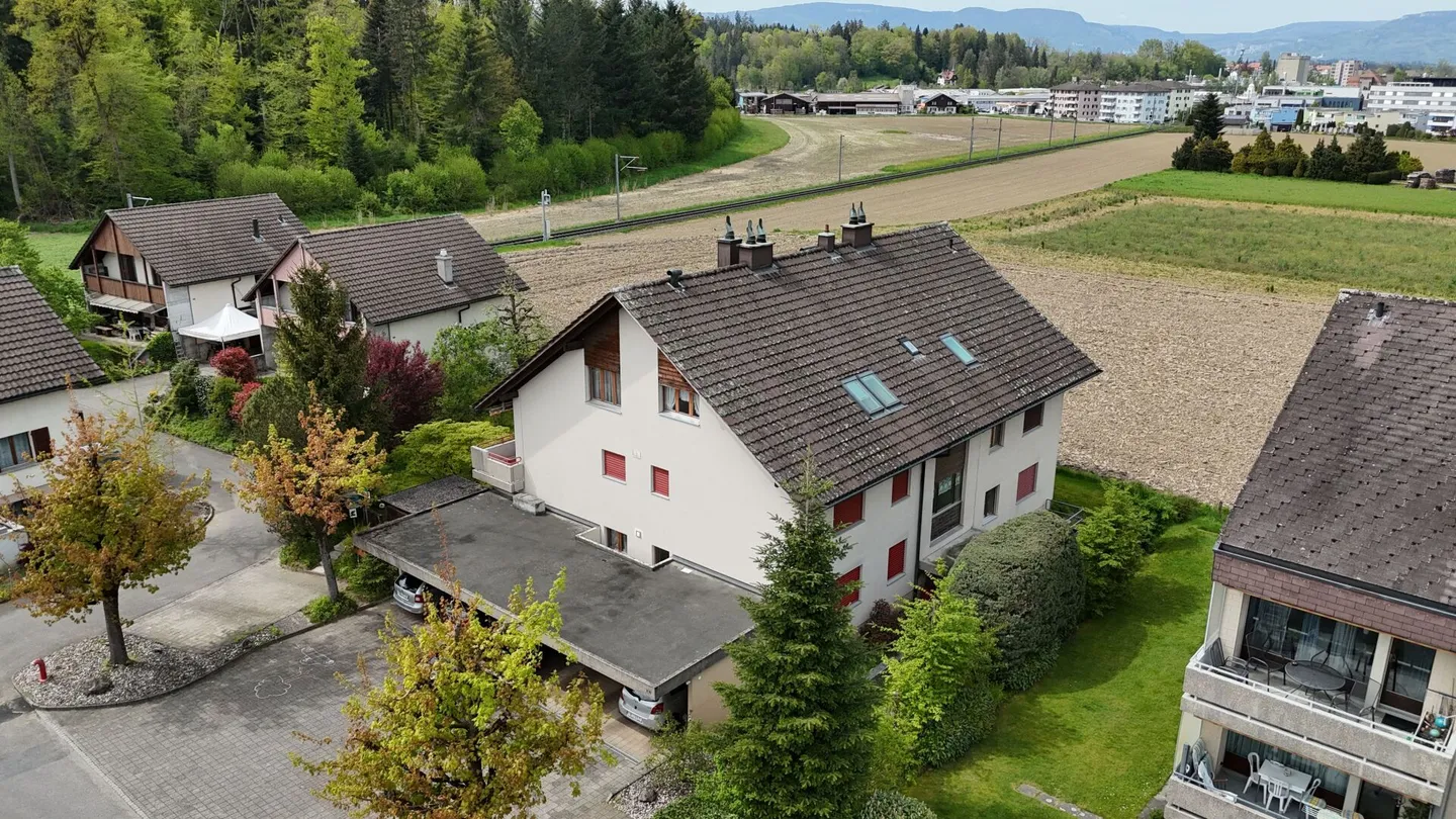 Condominium de 3,5 pièces avec vue dégagée - Photo 2 sur 13