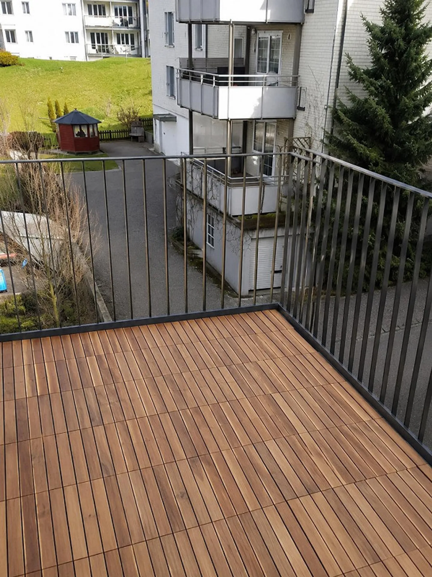 Spacious 2.5 Room Apartment - Near Cantonal Hospital - Photo 4 of 7