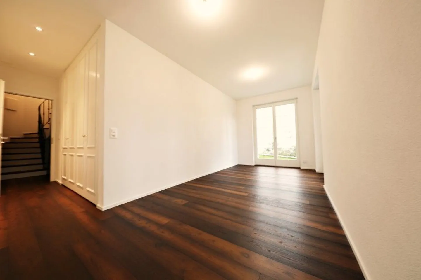 Magnifique Villa 7,5 pièces / 5 chambres / 4 salles de bains / Terrasse avec jardin - Photo 10 sur 13