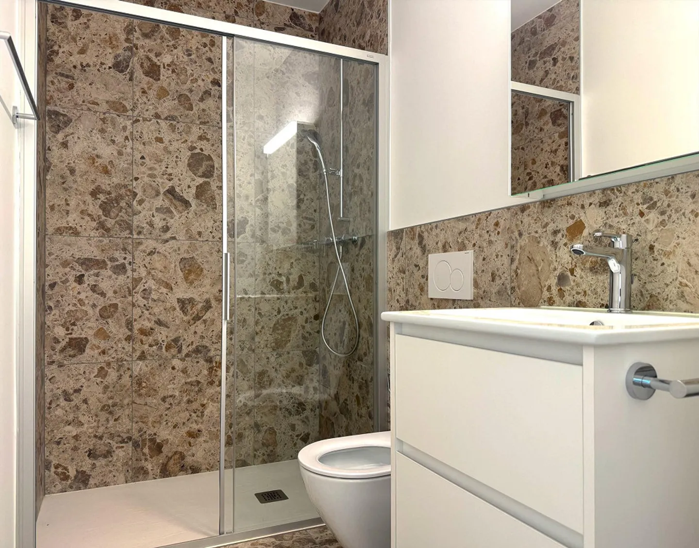 Appartement moderne 2,5 pièces avec jardin privé à Lumino (TI) - Photo 6 sur 6