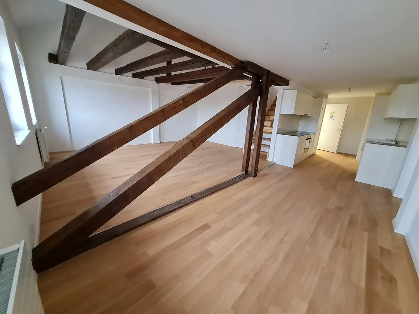 Einzigartige Maisonette mit Dachterrasse - Foto 1 von 9