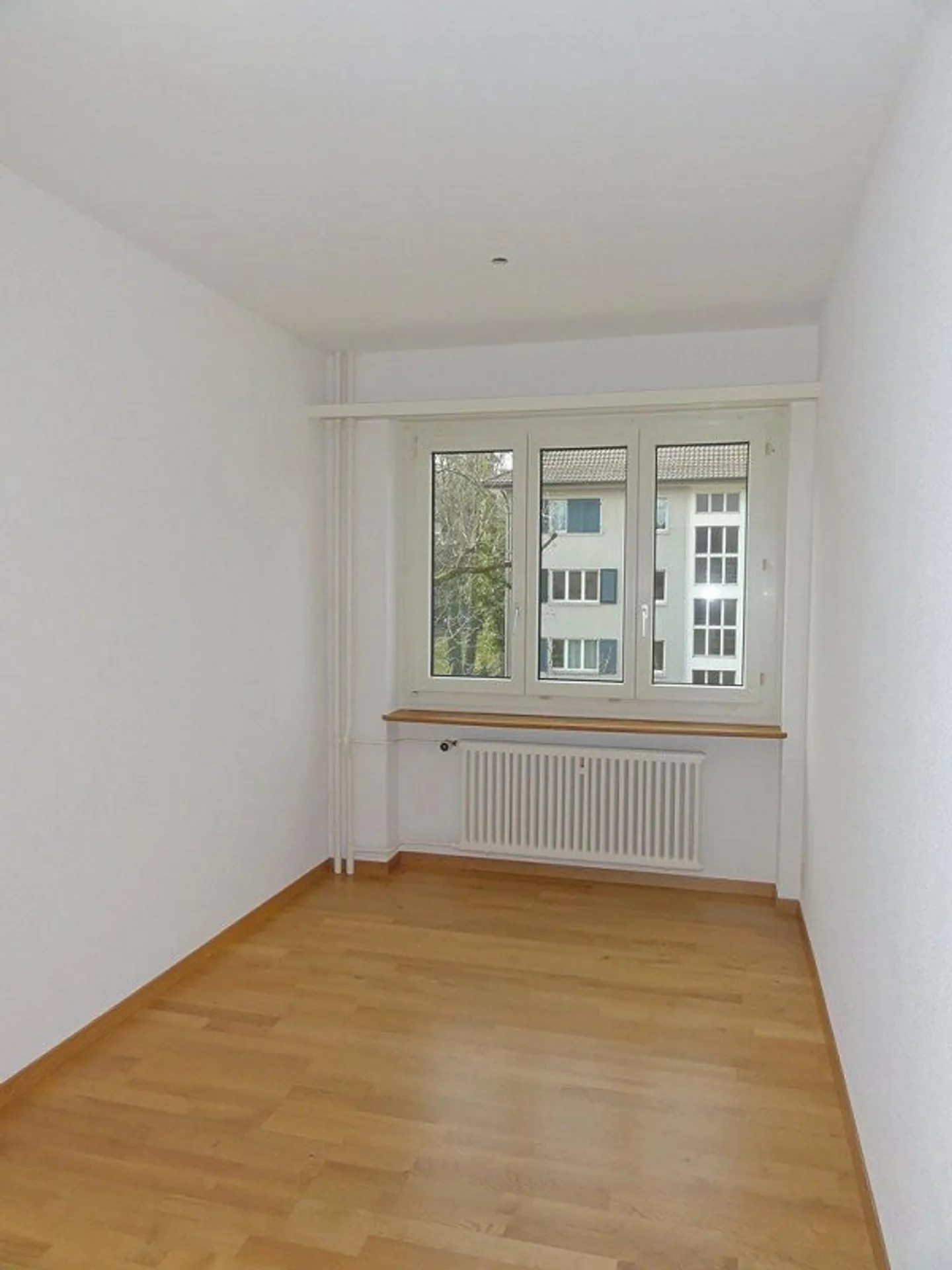 situé au centre dans un quartier verdoyant - Photo 6 sur 10