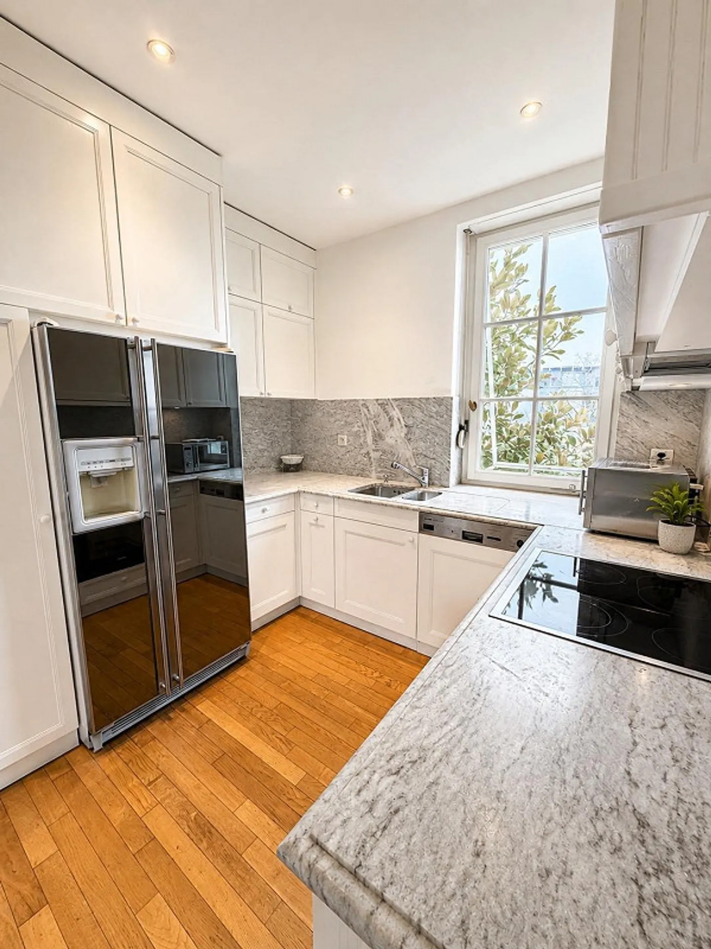 Appartement exécutif de luxe 1 chambre avec grand balcon | Salle de sport, sauna & - Photo 3 sur 12