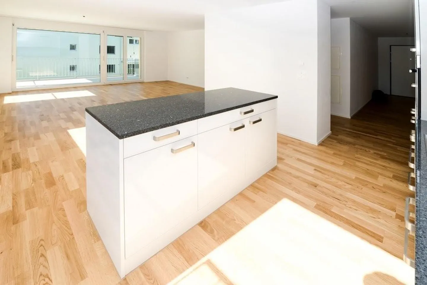 Moderne 3.5-Zimmer-Wohnung - Foto 2 von 10