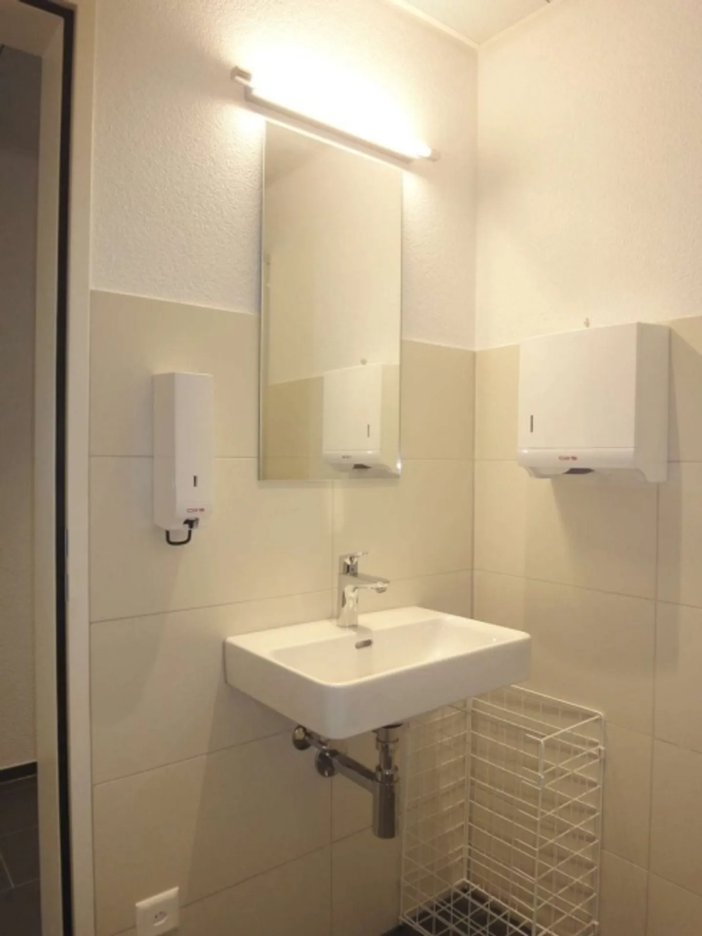 Bureau à louer - Photo 4 sur 11