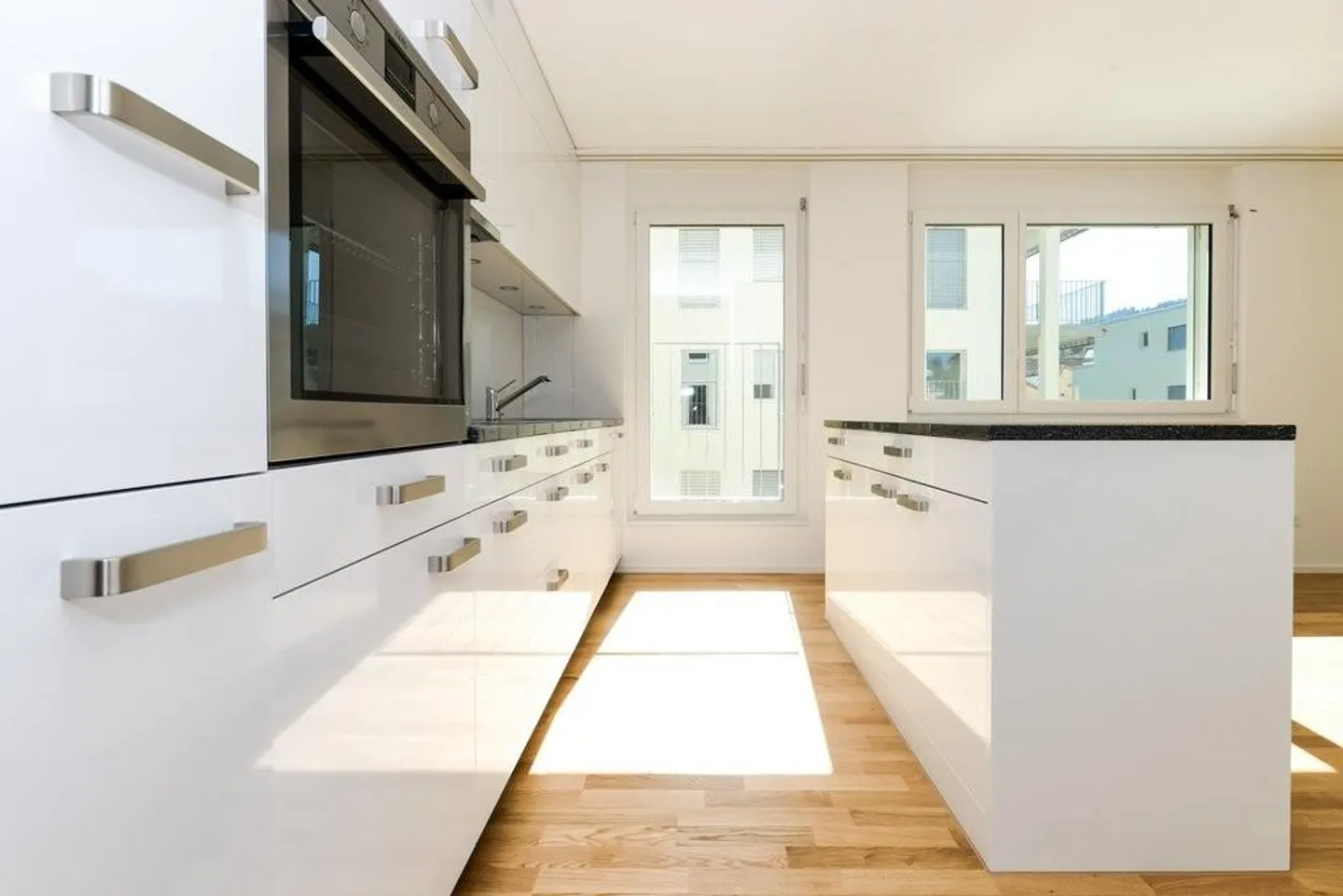 Moderne 3.5-Zimmer-Wohnung - Foto 1 von 10