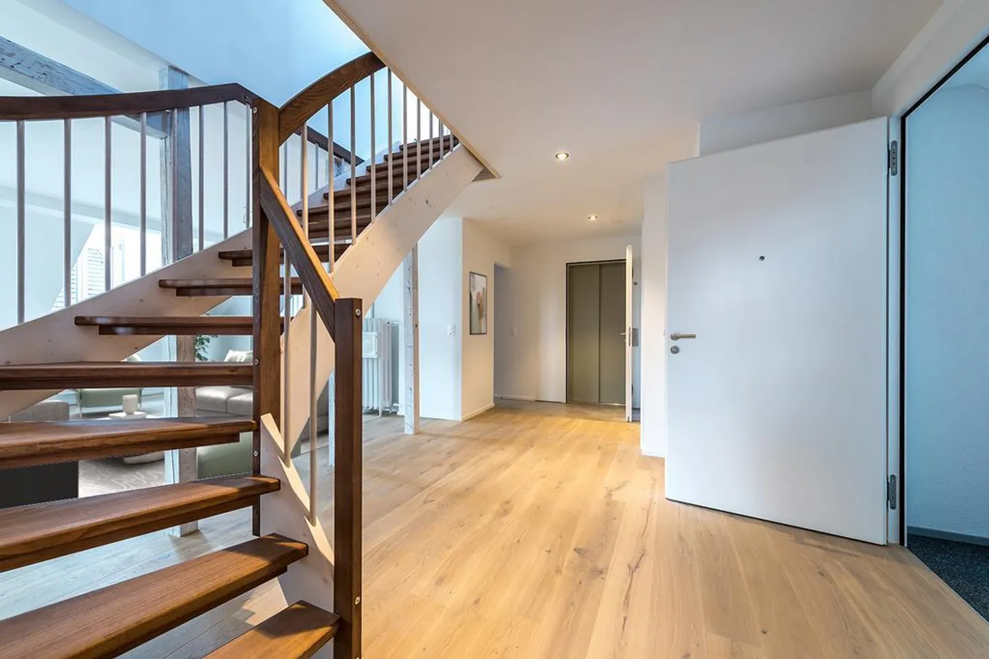 Penthouse noble avec vue sur le lac dans le meilleur emplacement de la ville de Zurich - Photo 2 sur 12