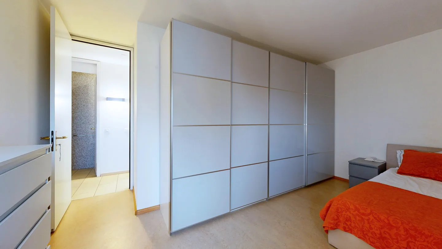 Spacious 3.5-room apartment with a panoramic view and parking space - Photo 15 of 17