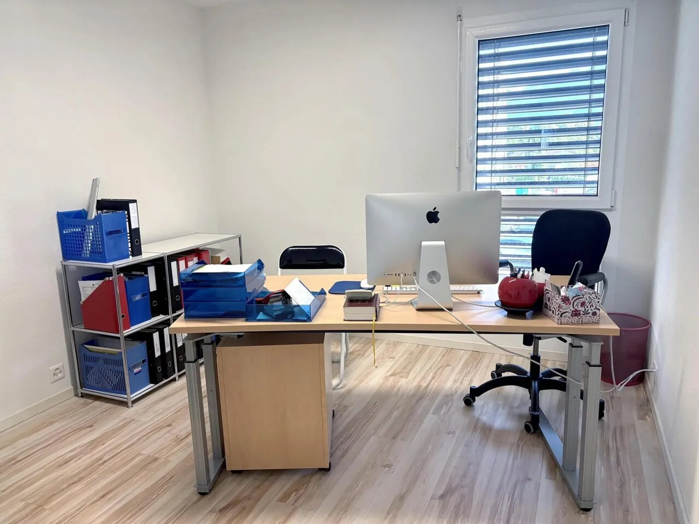 Geräumiger Gewerberaum (ideal für Büro und Dienstleistungsunternehmen) zur Miete in Monthey - Foto 5 von 11