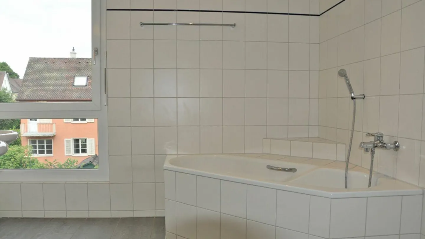 Ampio appartamento di 5,5 locali a Emmersberg - Foto 8 di 11